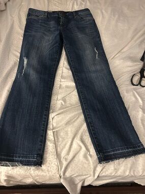 Women’s Kut from the Kloth Dark Blue Flare Jeans with Raw Hem size 10